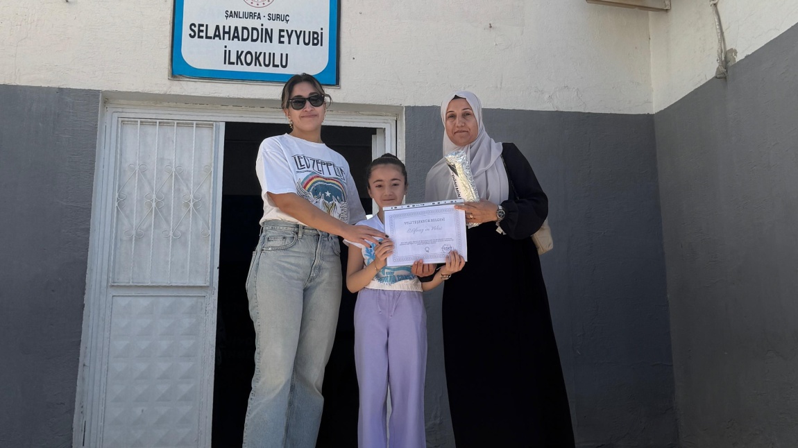BİGEP Kapsamında Özverili Velimizi ''Dönemin Velisi'' Seçtik